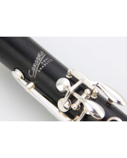 Clarinete Amati ACL 321S