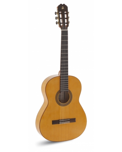 Guitarra Admira Triana