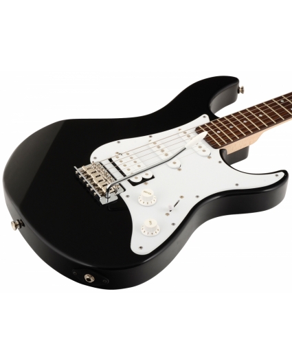 Guitarra Electrica Yamaha Pacifica 012 Black