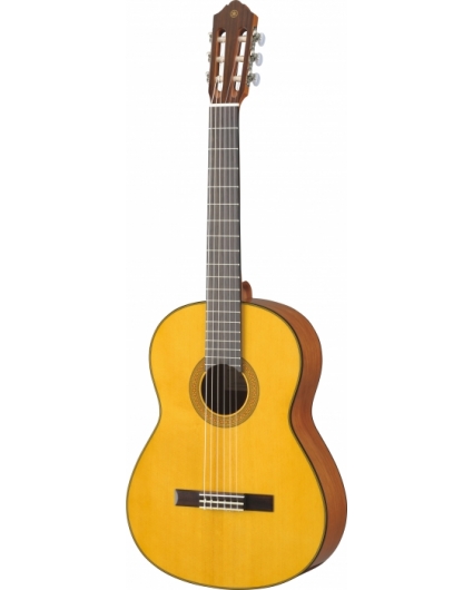 Guitarra Yamaha CG 142S