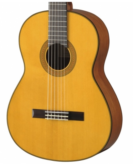 Guitarra Yamaha CG 142S